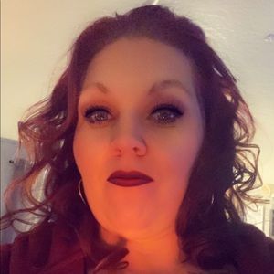 Meet your Posher, Anne